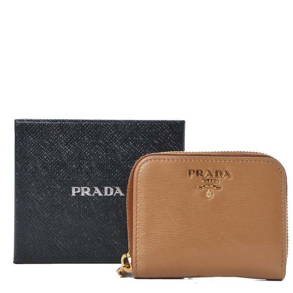 Prada Vitello Move Cipria Beige Leather Zip - Picture 2 of 7